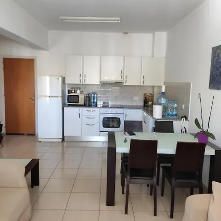 One Bedroom At Diana Gardens Appartement Paphos