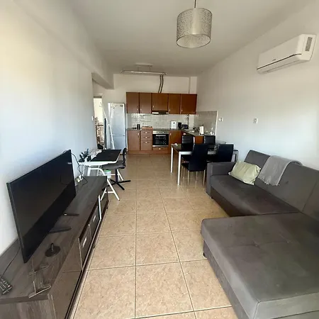 Apartment One Bedroom At Diana Gardens *