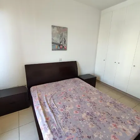 Διαμέρισμα One Bedroom At Diana Gardens *