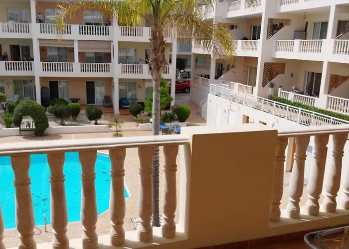 One Bedroom At Diana Gardens * Paphos